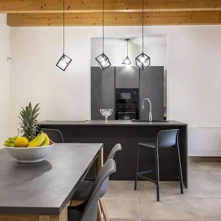 Paradise بيت ضيافة مارسالا